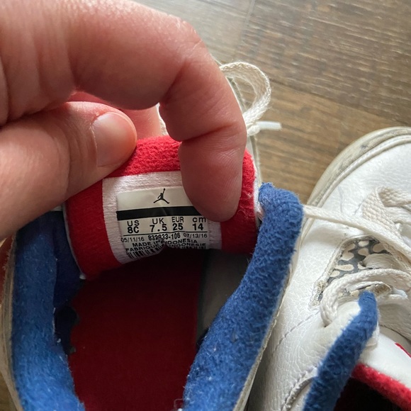 Jordan 3 Retro Bt Toddler 8c - Picture 6 of 9